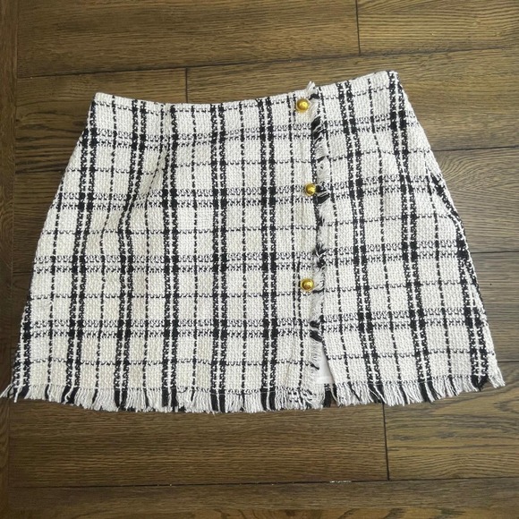 Kate Kasin Dresses & Skirts - Tweed Mini Skirt Plaid Black White XL‎ NWT Kate Kasin